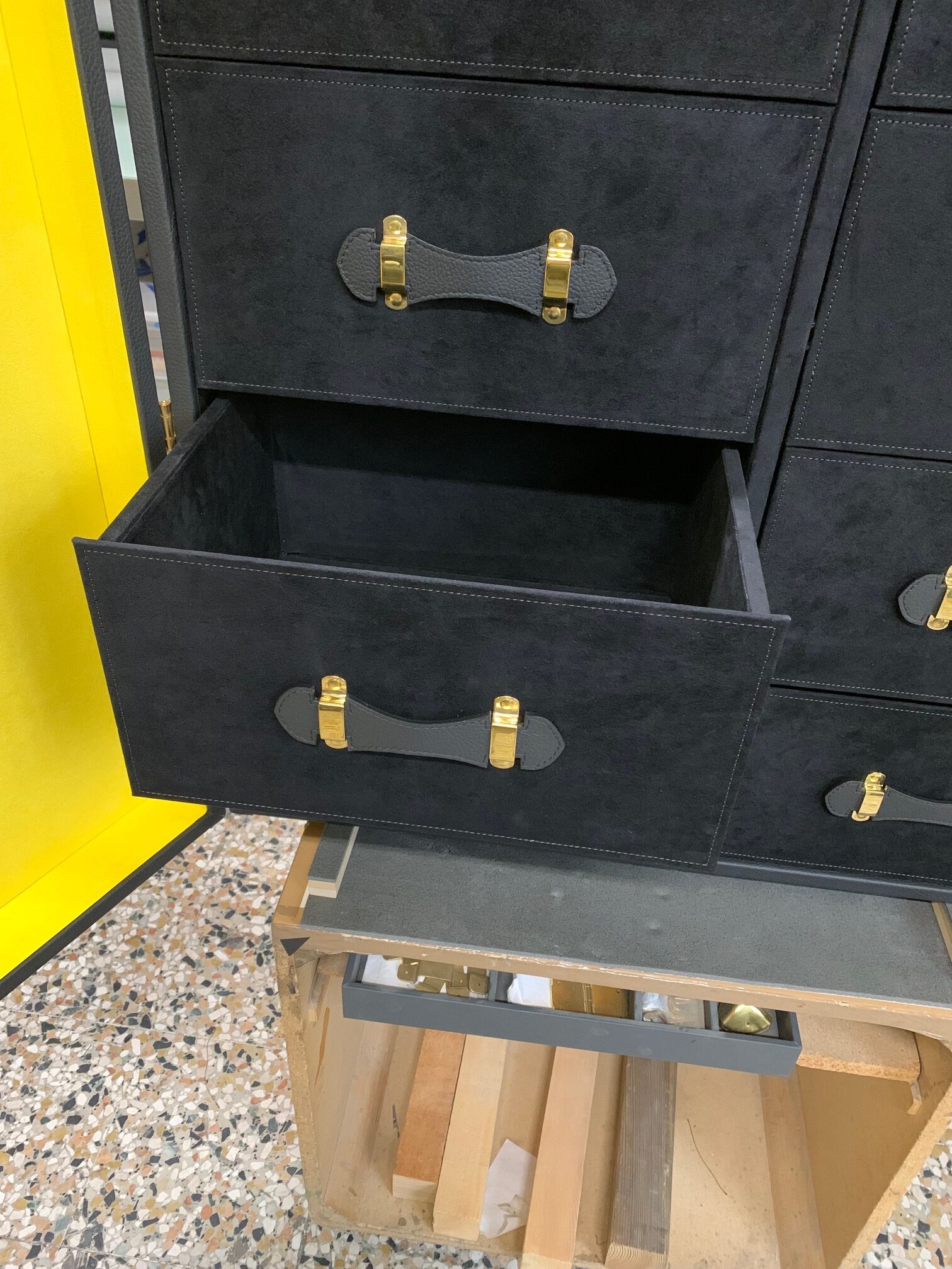 Baule Made in Italy Brianza Emilio Scolari Arredamento Luxury Desing artigianato artigianale pelle